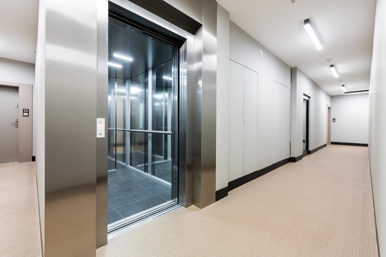 Apartment Airport Lirowa - P&o Serviced