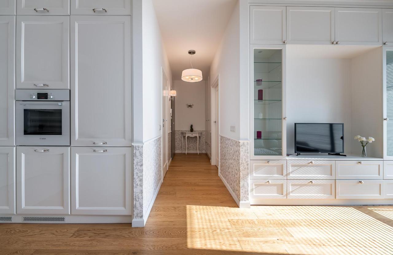 Airport Lirowa - P&o Serviced Apartament *